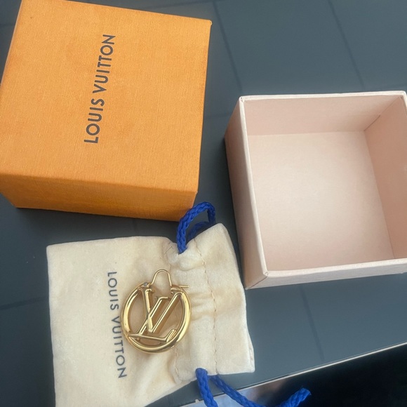 Single original PM Louise LV earring. - Picture 6 of 6